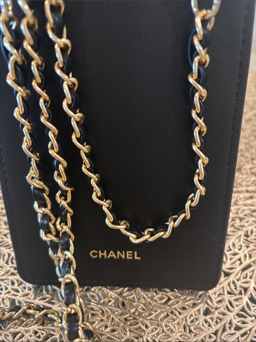 CHANEL Black Coco Crush Gold Chain Phone Case Crossbody - Picture 5 of 7